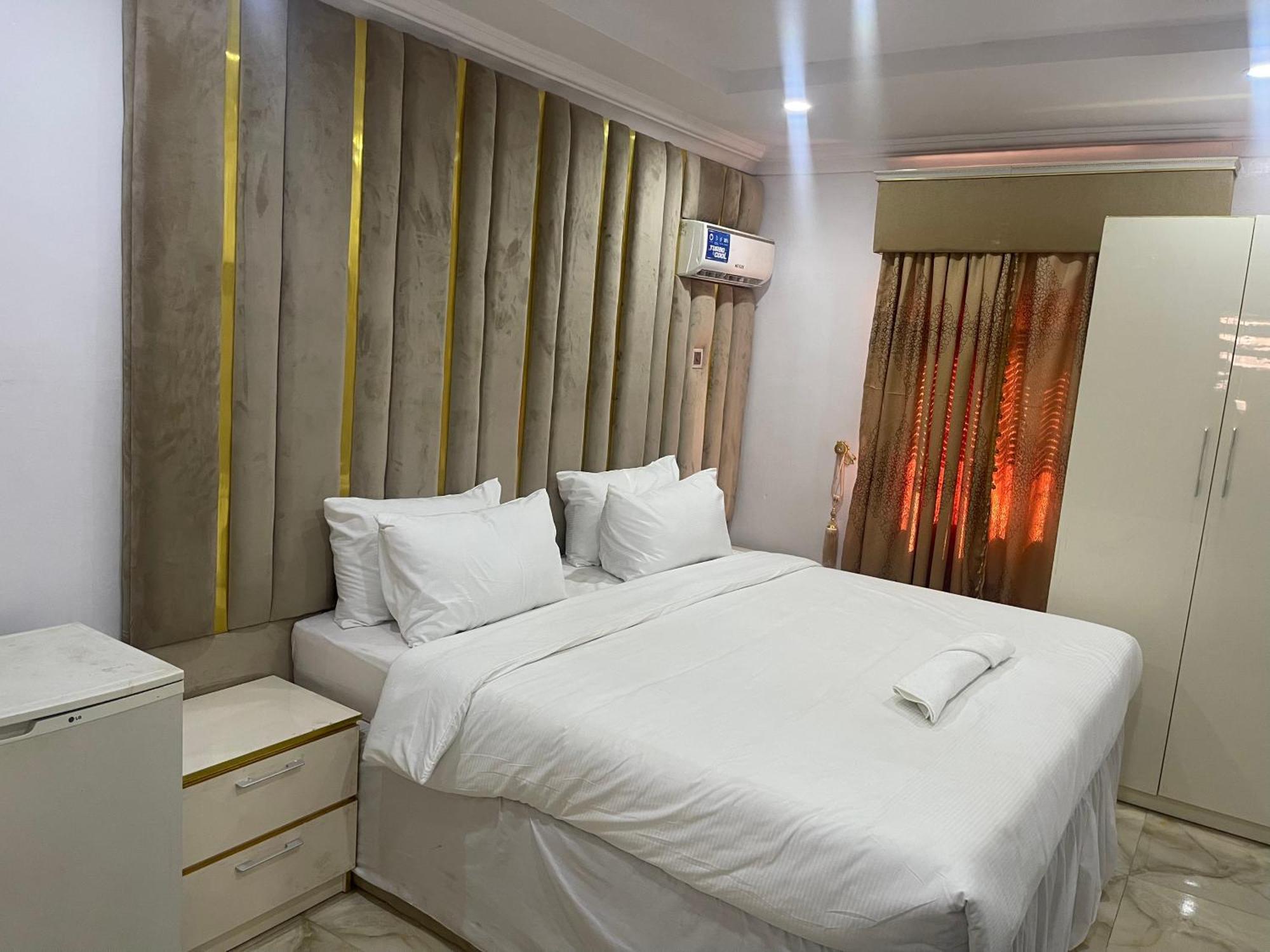 White Gold Hotel 이케야 외부 사진